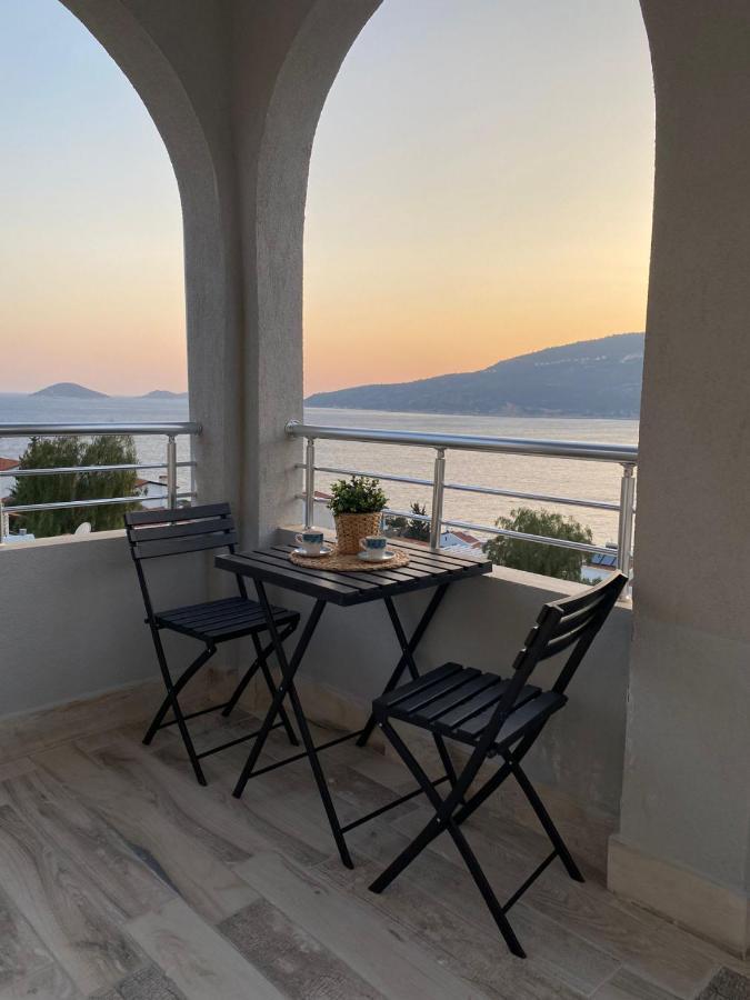 Appartement Shared Pool Flat Located 3 Min To Beach In Kalkan Extérieur photo